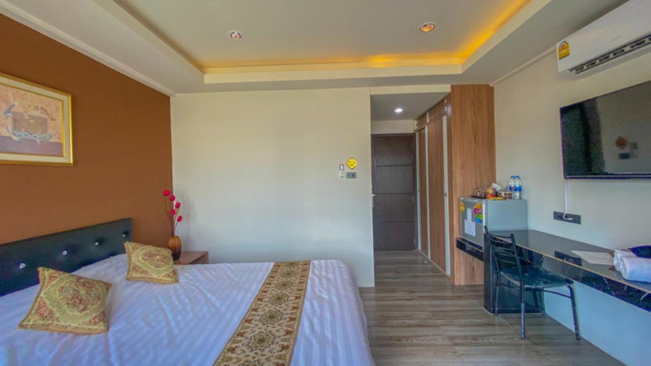 Plearnwan Deluxe Mansion Hotell Bangkok Exteriör bild